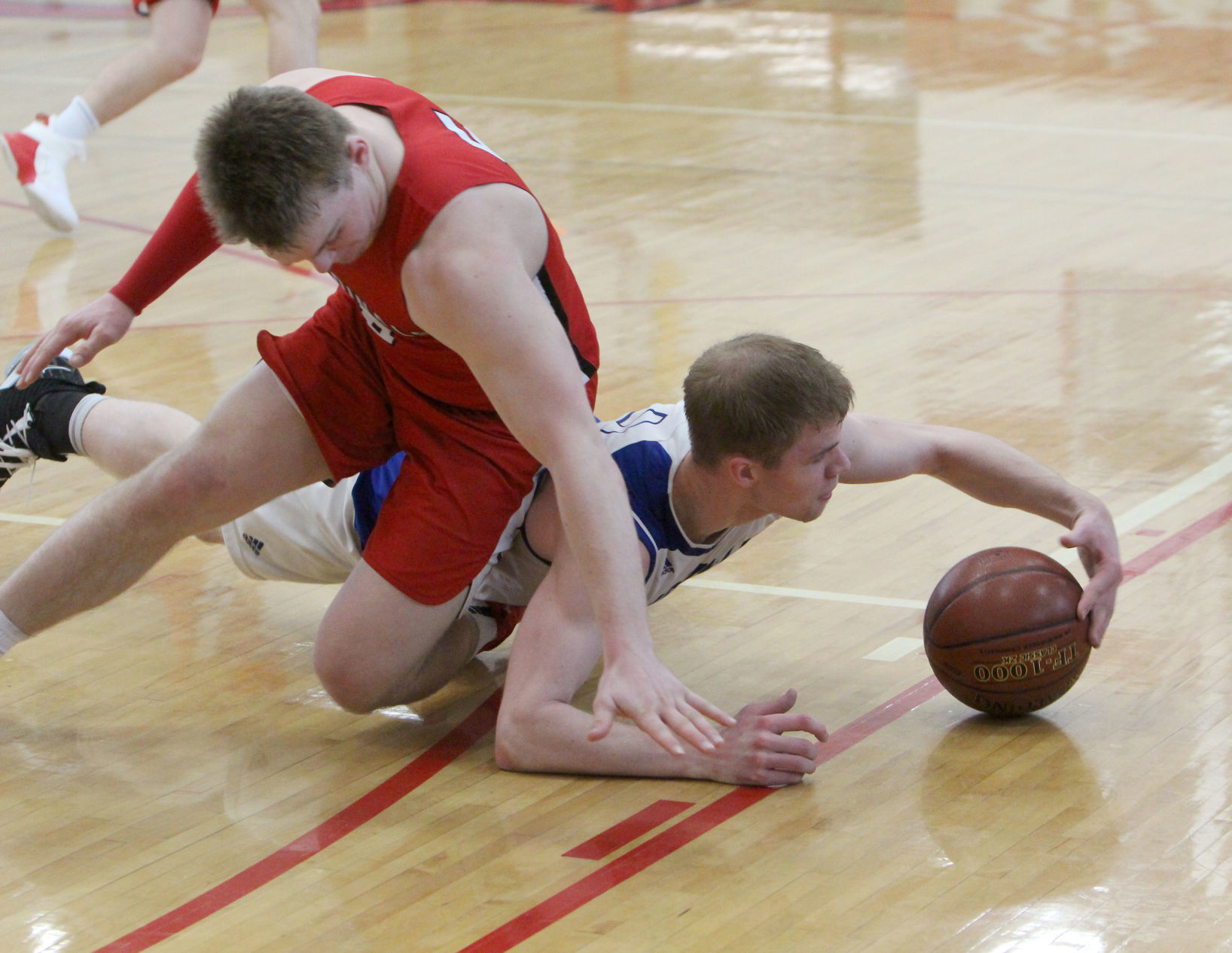 McDonell boys basketball vs Luck at Chi-Hi 3-9-19